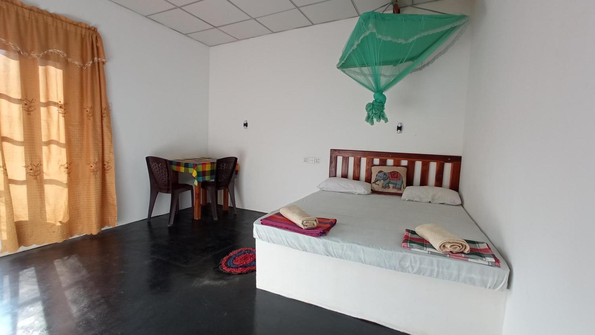 River Side & Swimming Pool Bed & Breakfast Udawalawe Eksteriør bilde